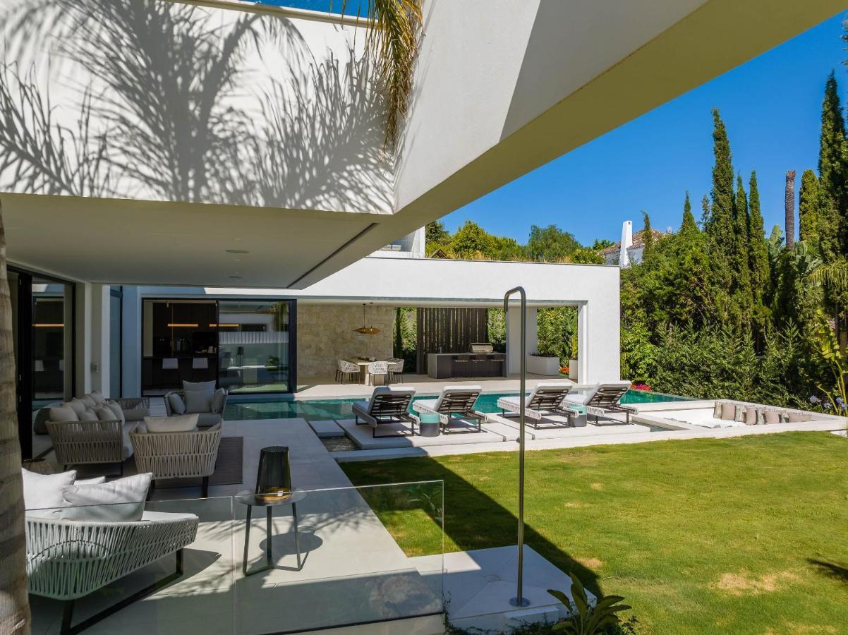 Vacation Marbella I Villa Sirius, Golf Valley, Private Heated Pool, Sauna, Billiard, Cinema, Awarded Holiday Rental Eksteriør billede
